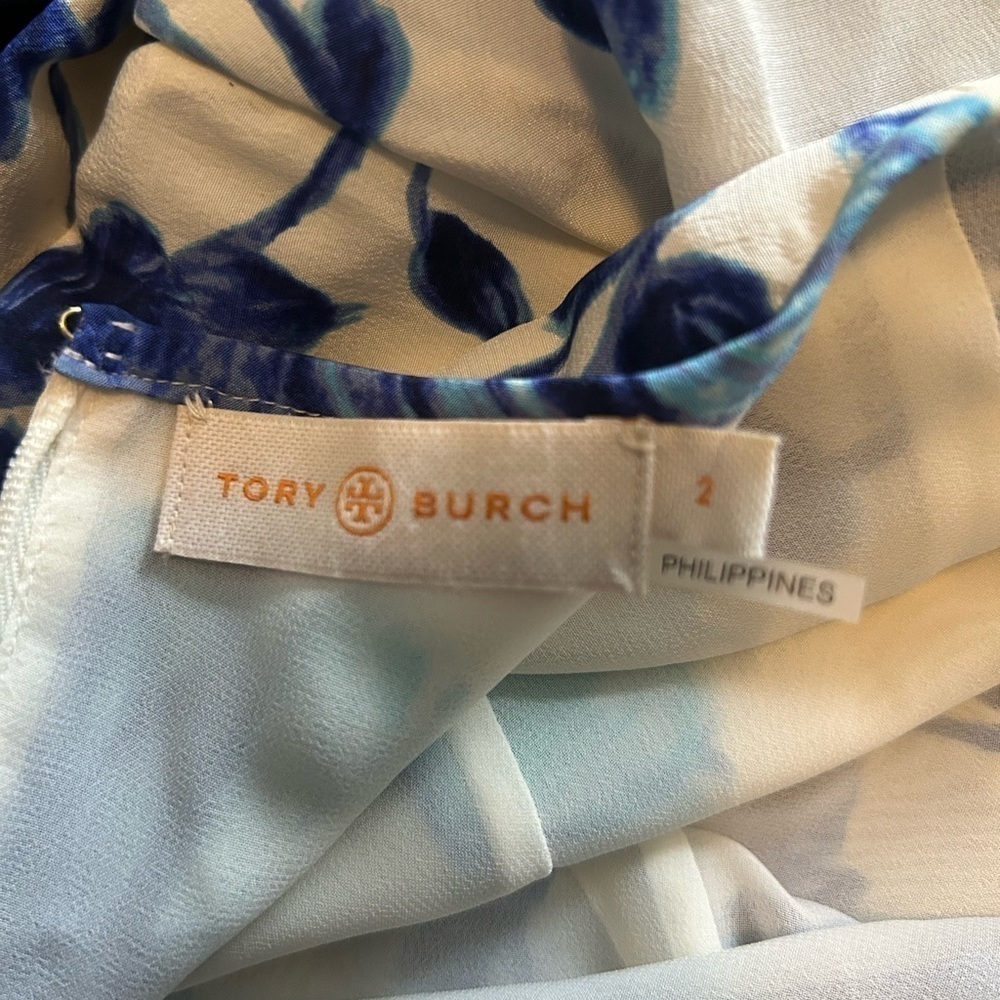 Tory Burch Giovanna Long Sleeve Floral Silk Dress - Picture 9 of 11